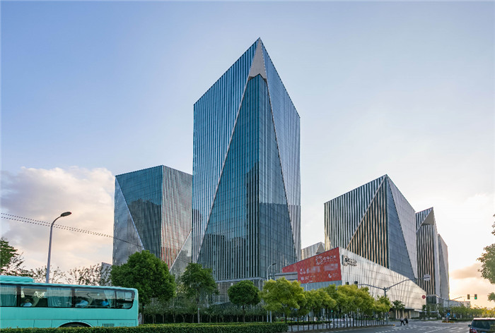 上海浦東新區出售獨棟：前灘前排占位，國際濱水地標級商務會客廳